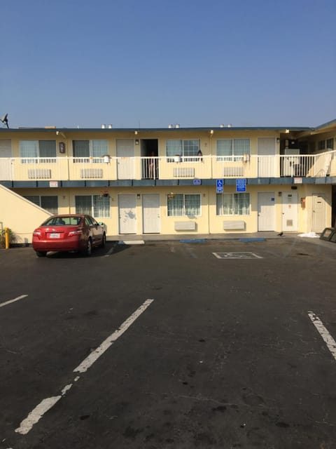 Economy Inn Seaside Motel in Seaside