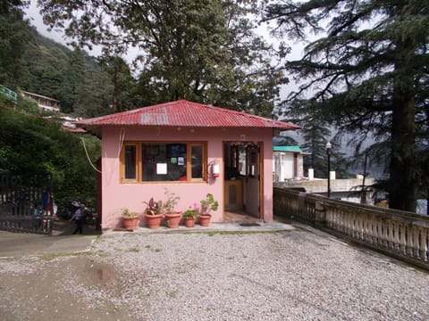 Hotel Raj Mahal(100 metres from Mall road) Hotel in Uttarakhand