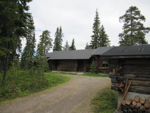 Property building, Facade/entrance, Natural landscape