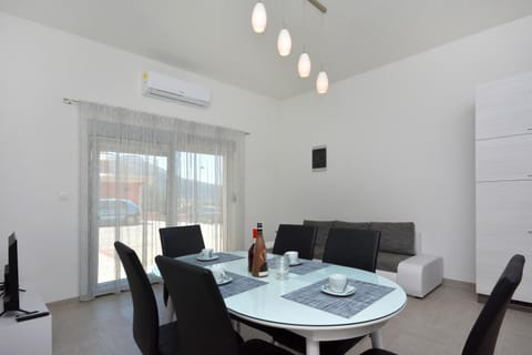 APARTMAN LUČIĆ Apartamento in Split-Dalmatia County