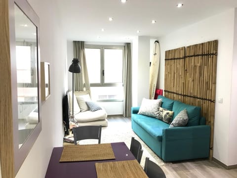 Voyage Las Canteras Beach & Parking Apartment in Las Palmas de Gran Canaria