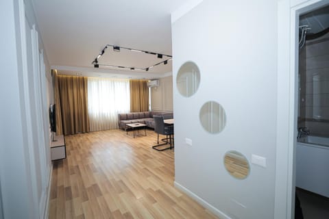 Miku Apartment -Outstanding Apartment at Taiwan Condominio in Tirana