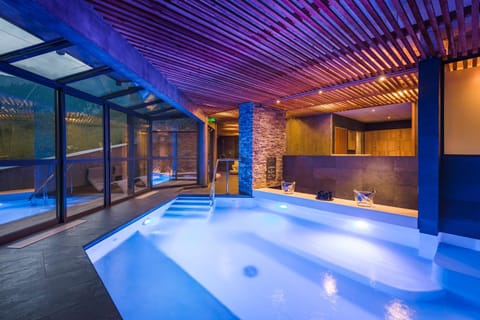 Spa and wellness centre/facilities, Swimming pool