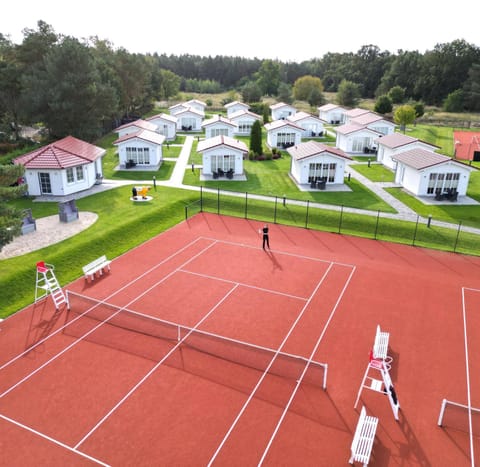 Property building, Tennis court