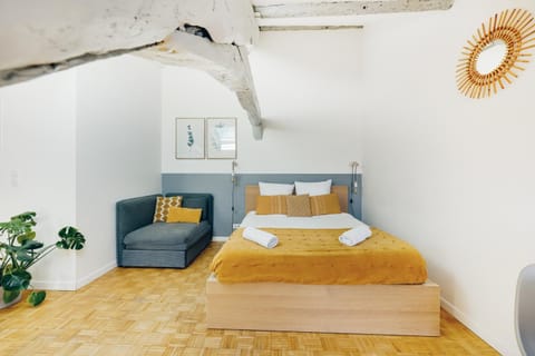 Les Mansardes du Roi - Tout proche château Apartment in Versailles