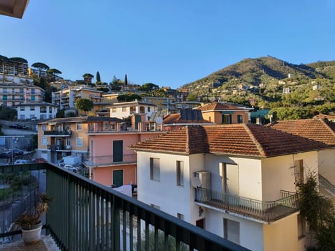Blue Daisy Apartment Apartment in Rapallo