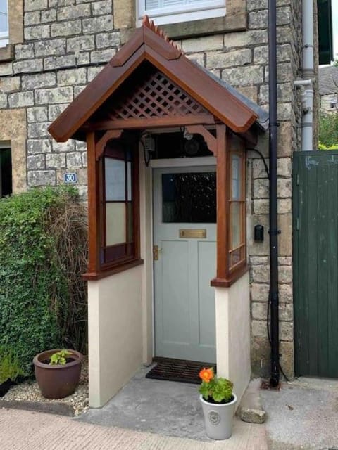 Harvel Cottage House in Mendip District