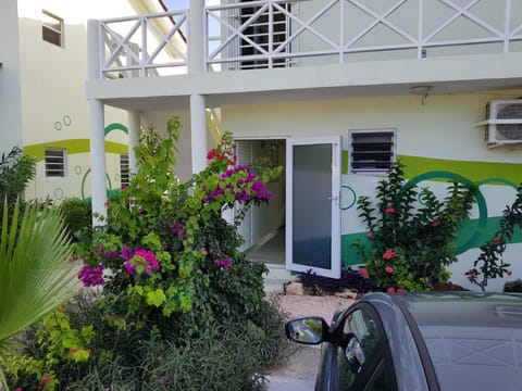 Alifra Apartment House in Curaçao