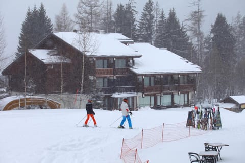 Residence La Verte 24- Aux Pieds des pistes! Condo in Chamonix