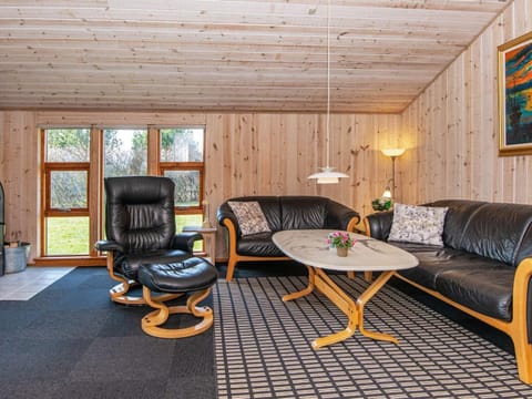 6 person holiday home in Tarm House in Hemmet