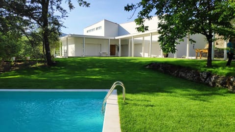 Property building, Natural landscape, Garden, Garden view, Swimming pool