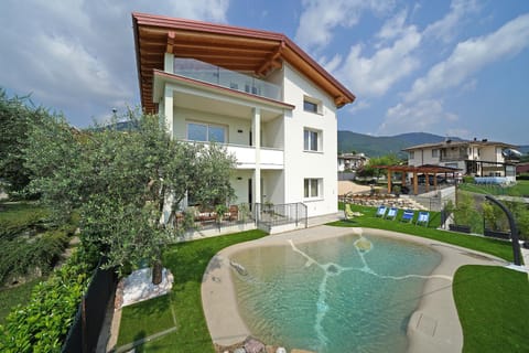 Garden, Pool view, Swimming pool, Swimming pool