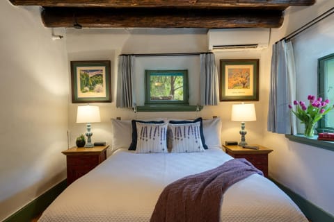 Inn of the Turquoise Bear Bed and Breakfast in Santa Fe
