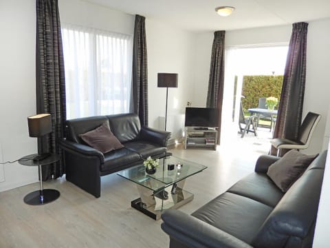 Holiday Home Plevier Comfort-3 by Interhome Maison in Noordwijkerhout