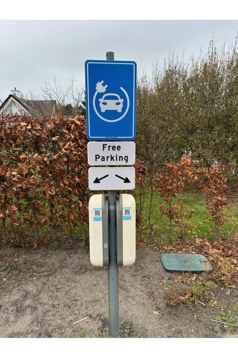 Holiday Home Stern Comfort-3 by Interhome Campground/
RV Resort in Noordwijkerhout