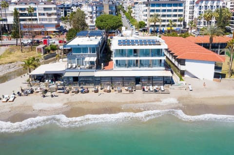 Facade/entrance, Natural landscape, Bird's eye view, Beach