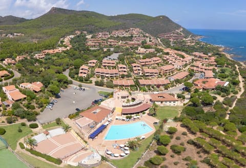 Bird's eye view, Swimming pool