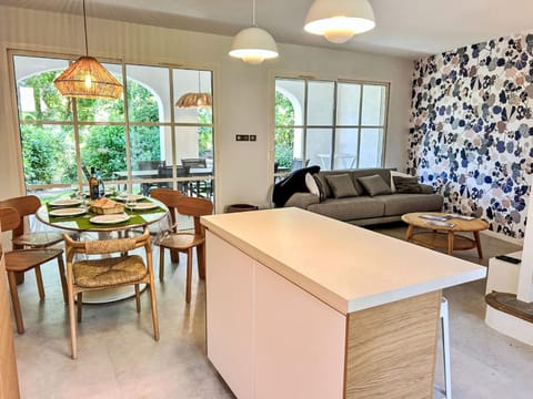 Holiday Home Les Restanques Golfe Saint Tropez-6 by Interhome House in Grimaud