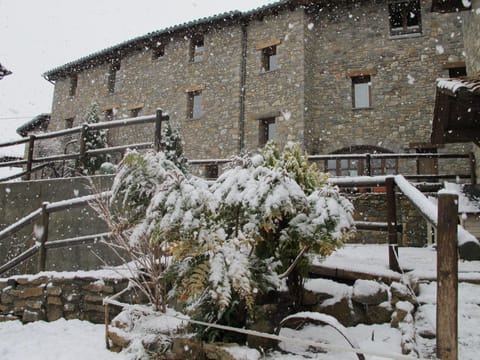 Facade/entrance, Winter