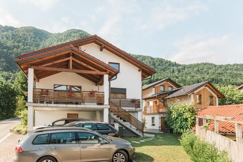 Property building, Day, Natural landscape, Mountain view, Parking