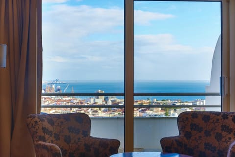 Living room, Sea view