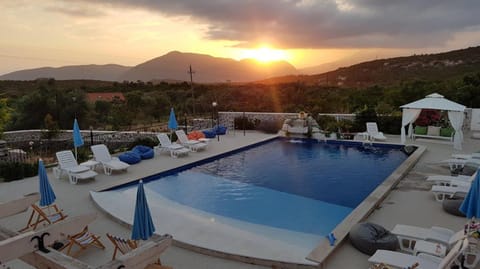 Pool view, Swimming pool, Sunset