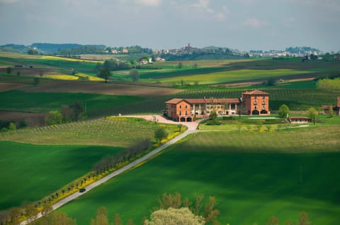 Tenuta Montemagno Relais & Wines Hotel in Piedmont