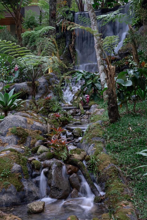 Taman Wisata Bougenville Villa in West Java