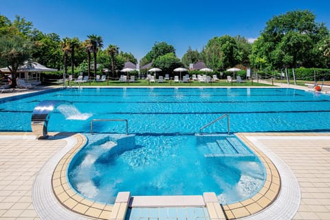 Pool view, Swimming pool