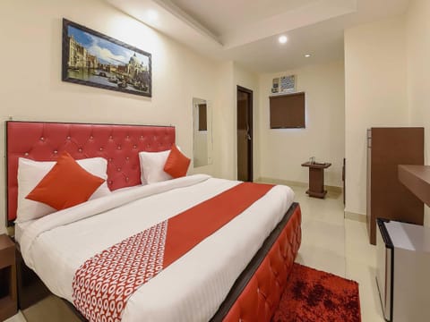 OYO Flagship Hotel Happy Stay Hotel in New Delhi