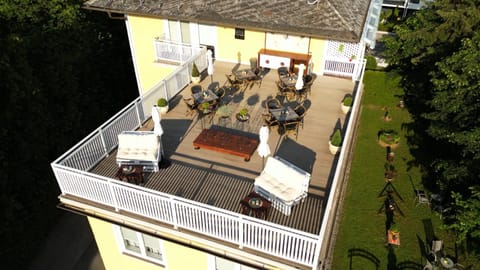 Property building, View (from property/room), Balcony/Terrace