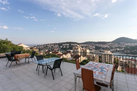 Balcony/Terrace, City view, Sea view