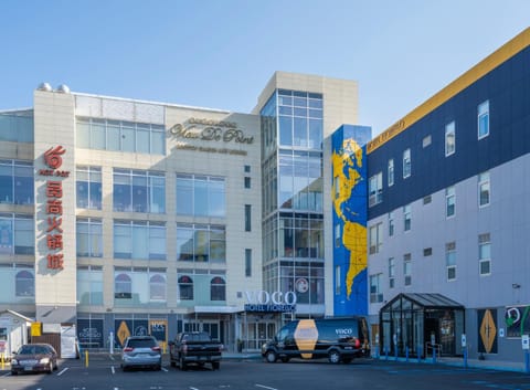 Property building, Street view, Location