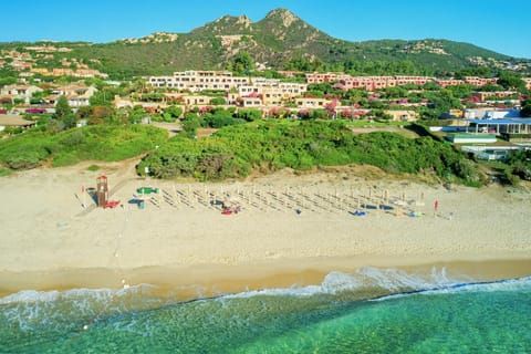 Property building, Natural landscape, Bird's eye view, Beach, Beach