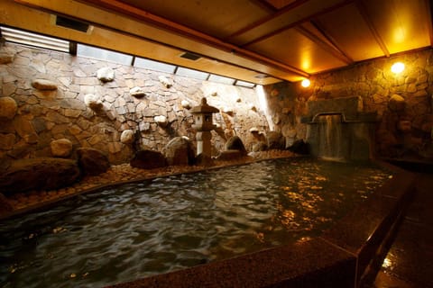 Hot Spring Bath, Bathroom