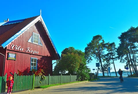 Property building, Natural landscape