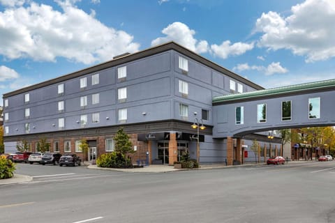 Le Noranda Hotel & Spa, Ascend Hotel Collection Hotel in Rouyn-Noranda