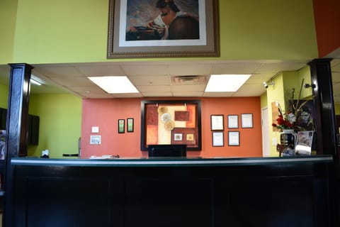 Americas Best Value Inn & Suites Haltom City Ft. Worth Motel in Fort Worth