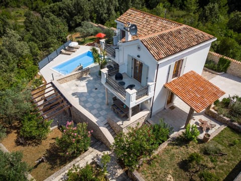 Day, Bird's eye view, Summer, On site, Garden view, Swimming pool, Swimming pool