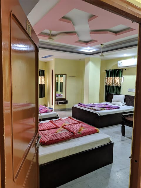 Hotel Gokul Palace Hotel in Udaipur