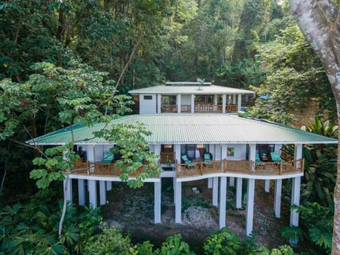 Casa de Paz- Portasol Vacation Rentals Villa in San José Province