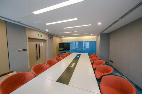 Meeting/conference room