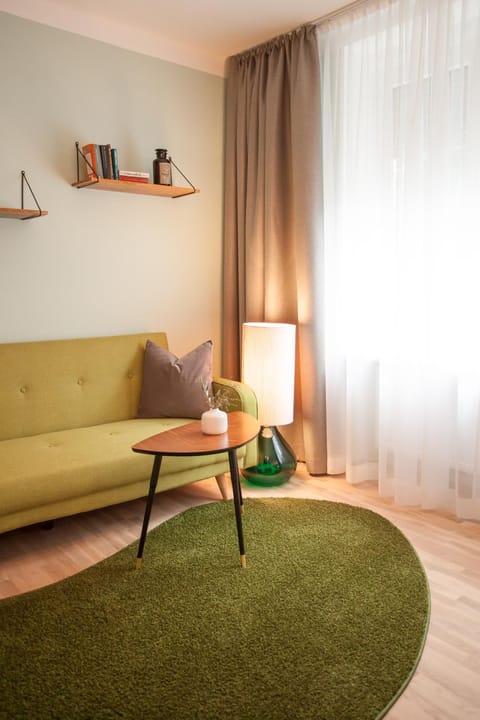 URBANAUTS FLATS Cubierta Apartment in Linz