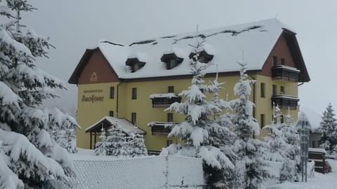 Property building, Natural landscape, Winter, Landmark view