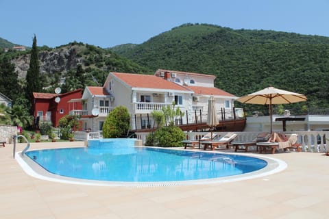 Monte Aria panorama suites Condominio in Kotor Municipality