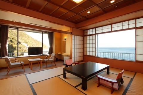 Atagawa Yamatokan Ryokan in Shizuoka Prefecture