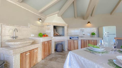 Balcony/Terrace, Kitchen or kitchenette