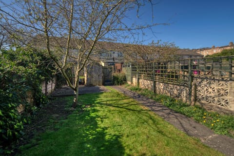 Patio, View (from property/room), Balcony/Terrace, Garden view