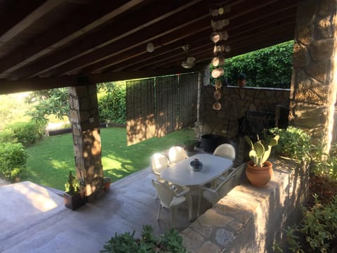 Patio, BBQ facilities, Garden