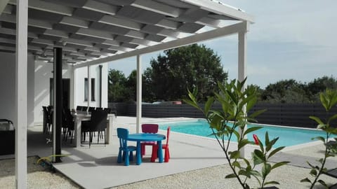 Patio, BBQ facilities, Garden, Balcony/Terrace, Swimming pool